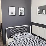 Hostel Grey Z Lazienka , Darmowy Parking, Zameldowanie Bezobslugowe *