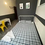 Grey Z Lazienka , Darmowy Parking, Zameldowanie Bezobslugowe * Πόζναν