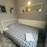 Grey Z Lazienka , Darmowy Parking, Zameldowanie Bezobslugowe Hostel Πόζναν