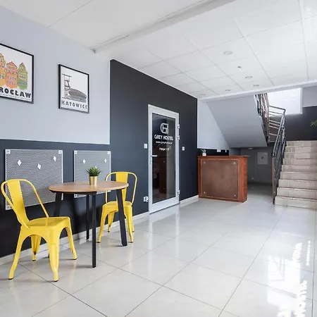 Hostel Grey Z Lazienka, Free Parking & Self Check-in