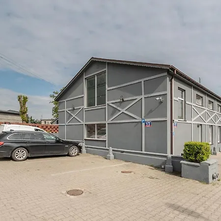 Hostel Grey Pokój Z łazienką , Darmowy Parking, Zameldowanie Bezobsługowe Poznań