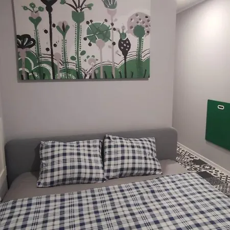 Hostel Grey Z Lazienka, Free Parking & Self Check-in