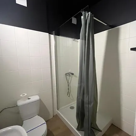 Grey Z Lazienka, Free Parking & Self Check-in Hostel