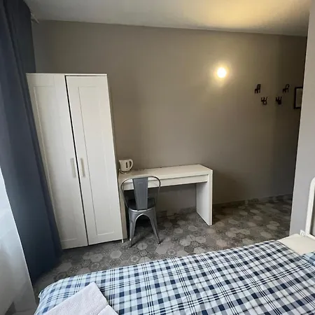 Grey Z Lazienka, Free Parking & Self Check-in Poznan