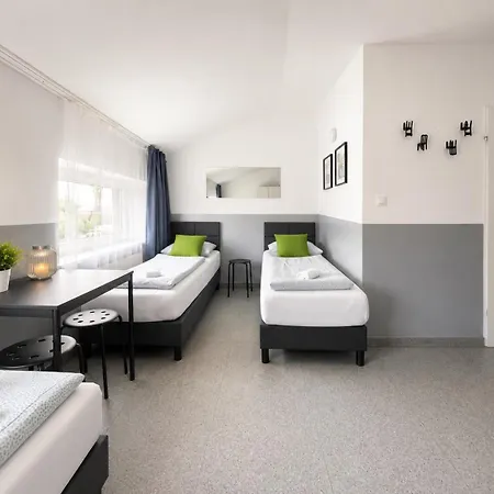 Grey Z Lazienka, Free Parking & Self Check-in Hostel