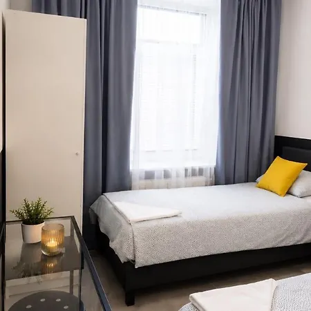 Hostel Grey Z Lazienka, Free Parking & Self Check-in Poznan