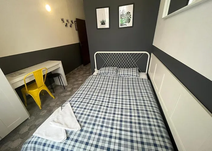 Grey Pokój Z łazienką , Darmowy Parking, Zameldowanie Bezobsługowe * Poznań