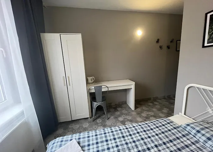 Grey Z Lazienka , Darmowy Parking, Zameldowanie Bezobslugowe Poznan